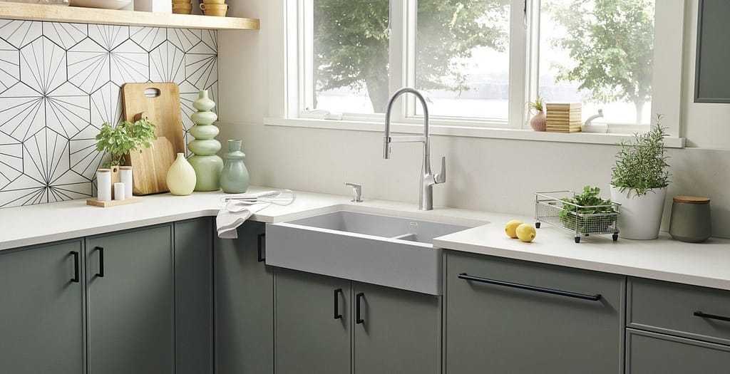 With Leafloat workstation sink, you can pre and serve on top of your sink. 